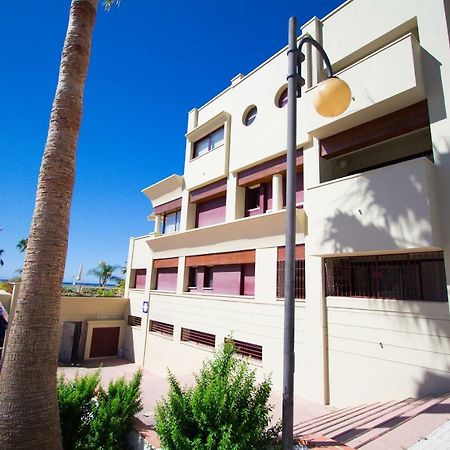 Burriana Beach Apartment Nerja Dış mekan fotoğraf