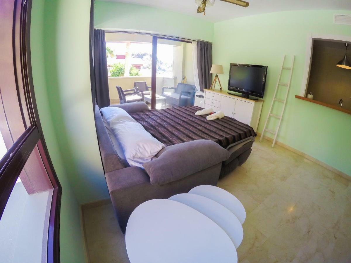 Burriana Beach Apartment Nerja Dış mekan fotoğraf